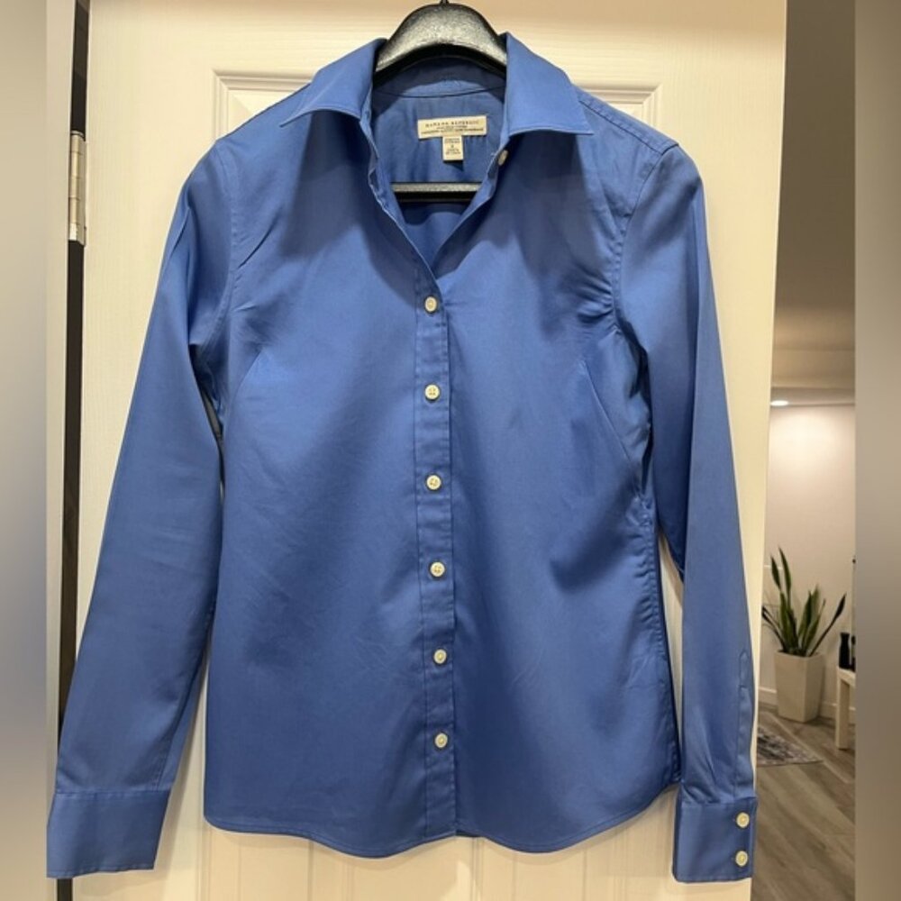 Banana Republic Fitted Non Iron Button Down Shirt Size 6 Blue Cotton Stretch